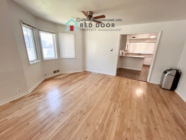 Foto del edificio - 604 3rd Ave SW