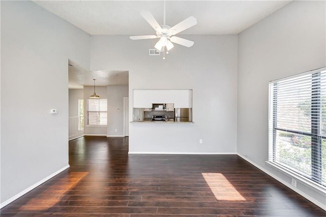 Foto del edificio - 5616 Preston Oaks Rd