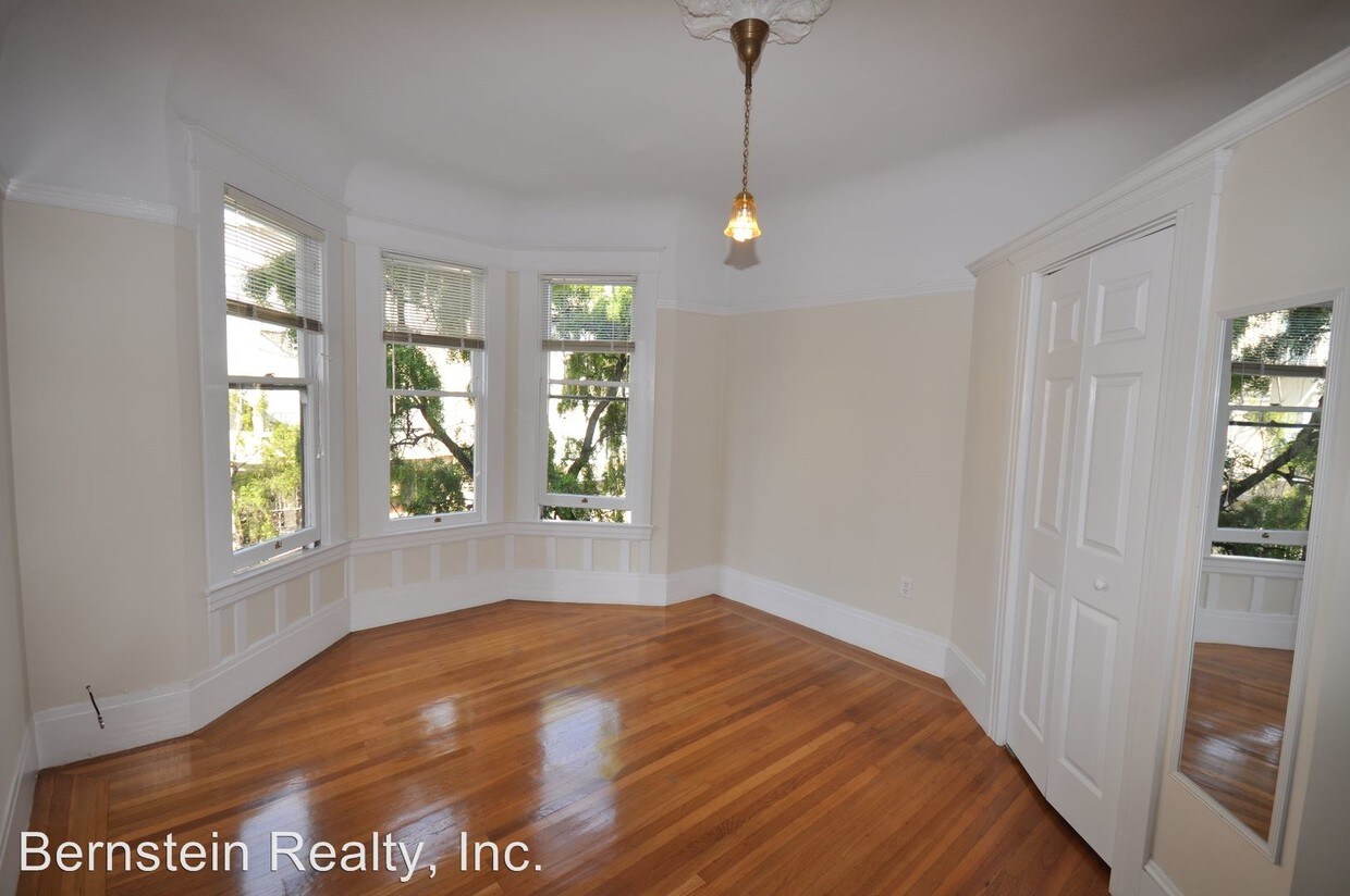 Foto principal - 819 14th St