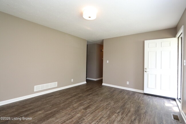 Building Photo - 6810 Village Green Blvd