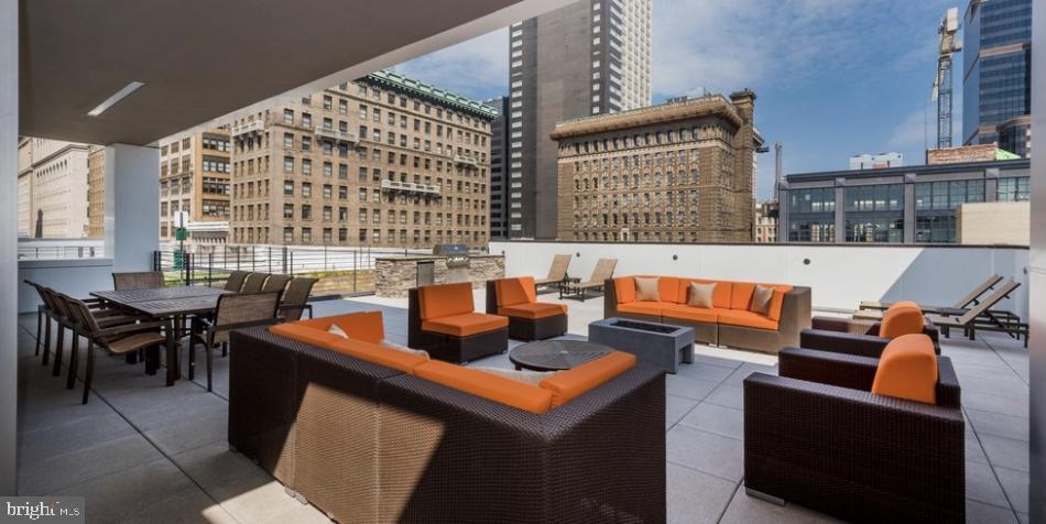 Primary Photo - Chic Loft-Style 1-Bedroom Oasis in the Hea...