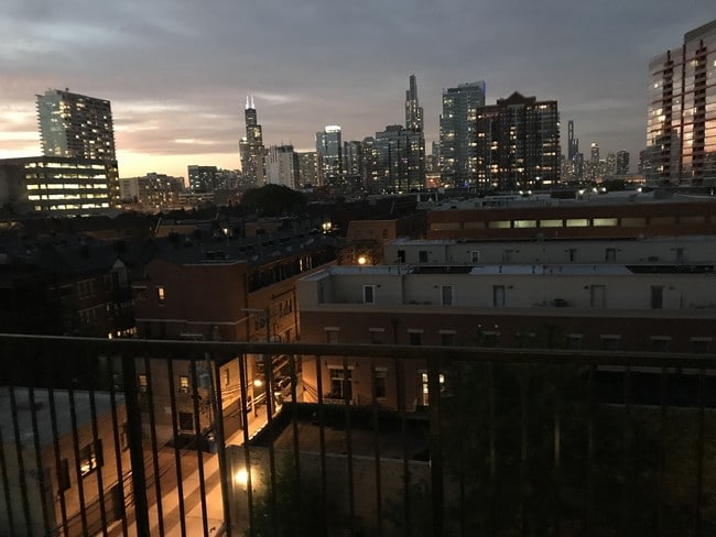 Skyline evening view from the apartment - 320 E 21st St