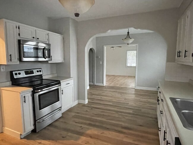 Foto del edificio - 304 S 1st St