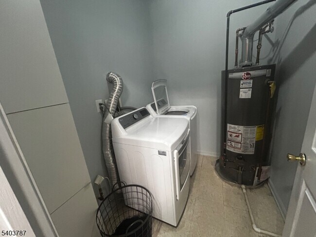 Foto del edificio - 172 Winchester Ct