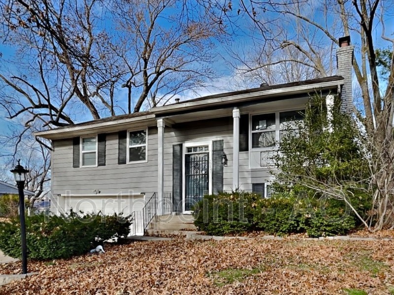 12944 W 99th St, Lenexa, KS 66215 House Rental in Lenexa, KS
