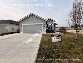 Building Photo - 6593 S Donaway Ave