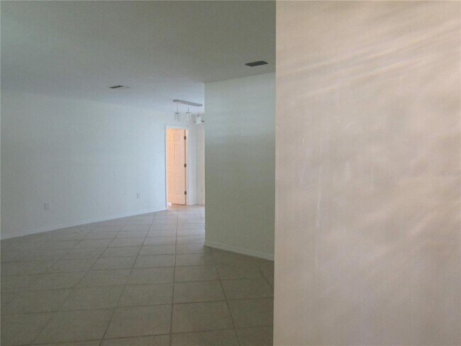 Building Photo - 2912 Ringwood Meadow