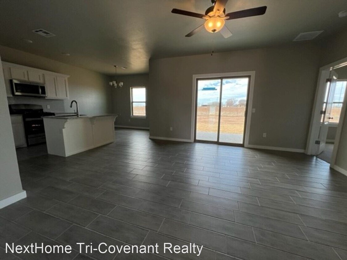 Primary Photo - 3 br, 2 bath House - 1542 SW Heatherbrook Way