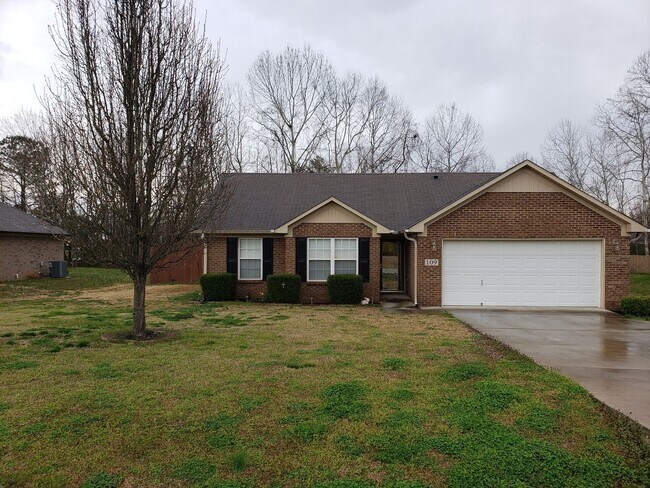 Building Photo - 3 br, 2 bath House - 109 Mikaelas Way