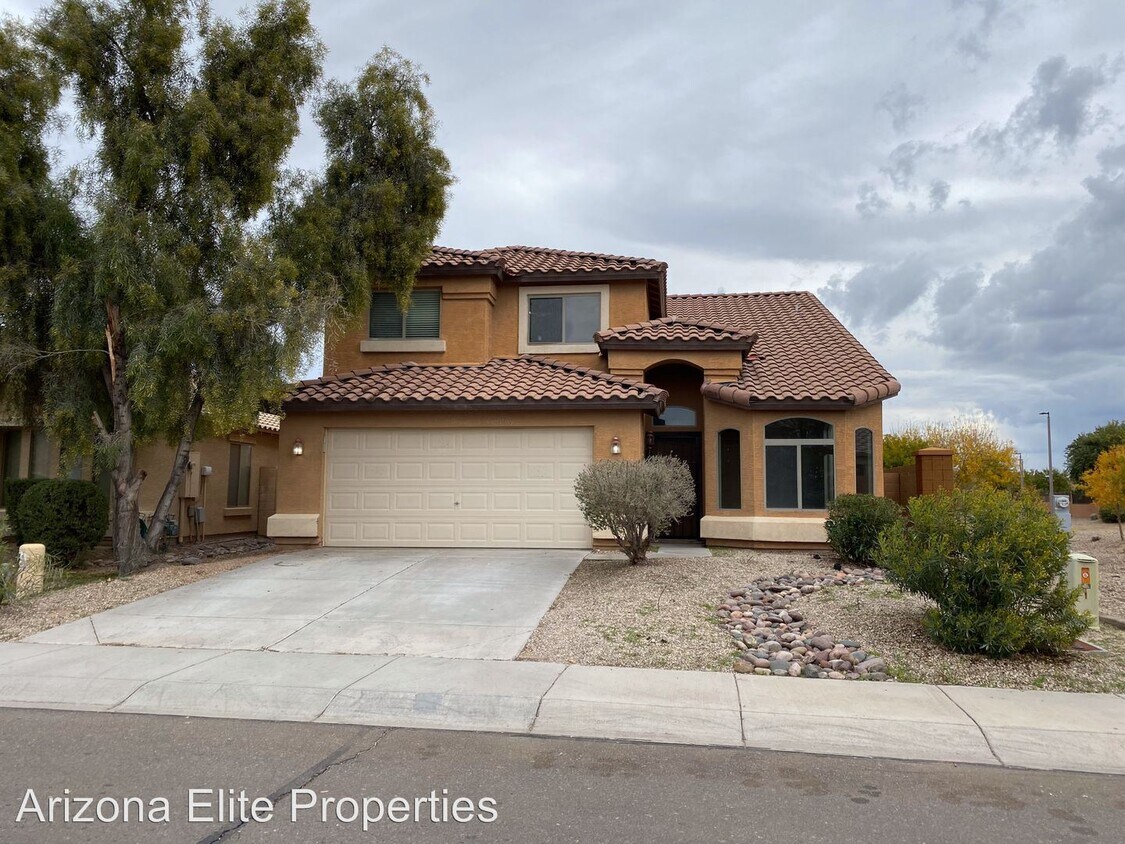 Foto principal - 4 br, 2.5 bath House - 38099 N Rusty Lane