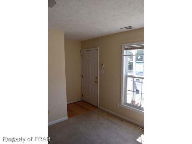 Building Photo - 609 Lumberly Ln