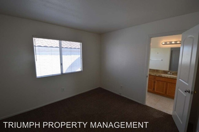 Building Photo - 3 br, 2.5 bath House - 55 Desert Dawn Ln