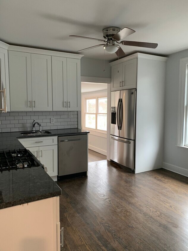 922 Richmont Street, Unit 2 Condo for Rent in Scranton, PA