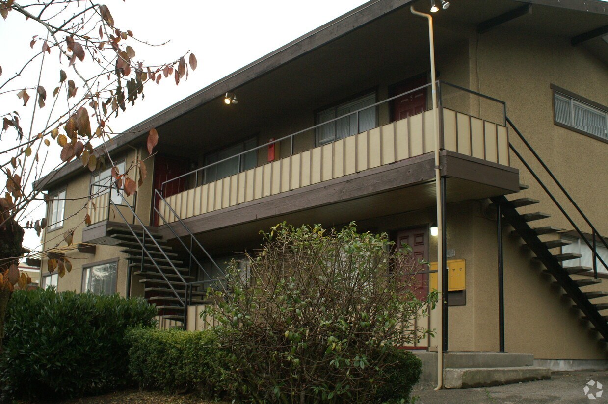 Foto del edificio - 1400 E Spruce