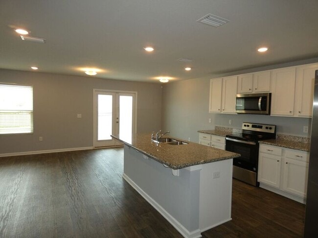 Building Photo - 5565 Galahad Trl