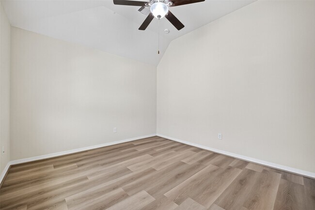 Foto del edificio - 2707 Shadybrook Meadow Dr