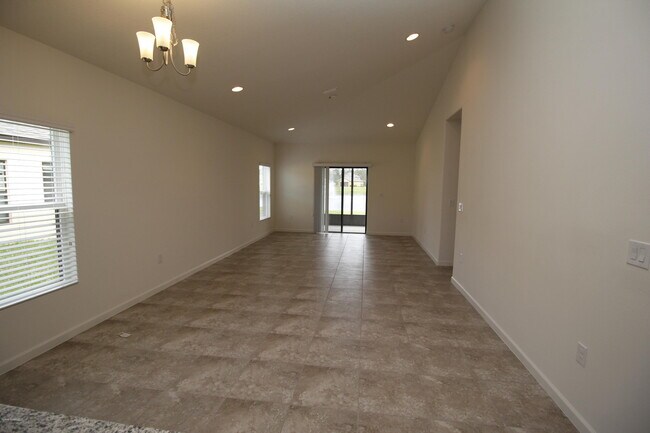 Foto del edificio - 561 Dillard Dr SE