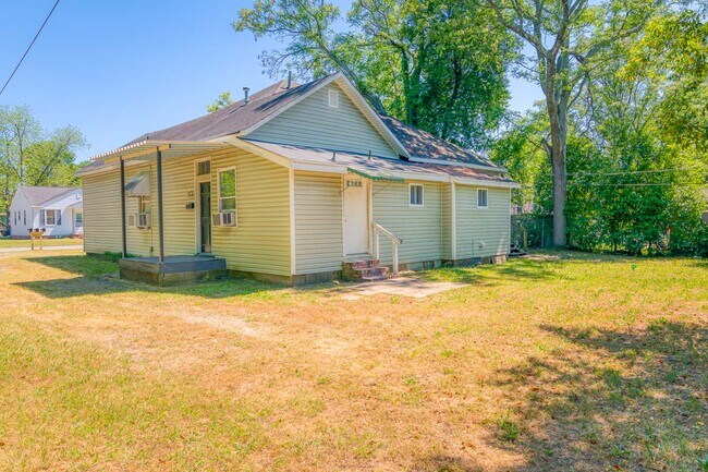Building Photo - 947 Texas St