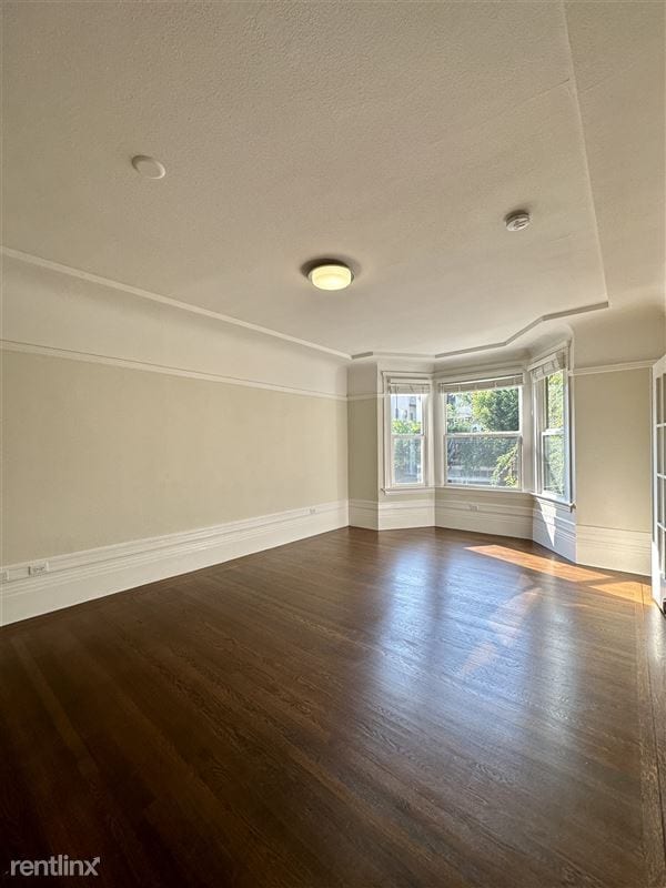 Building Photo - 1966 Union St