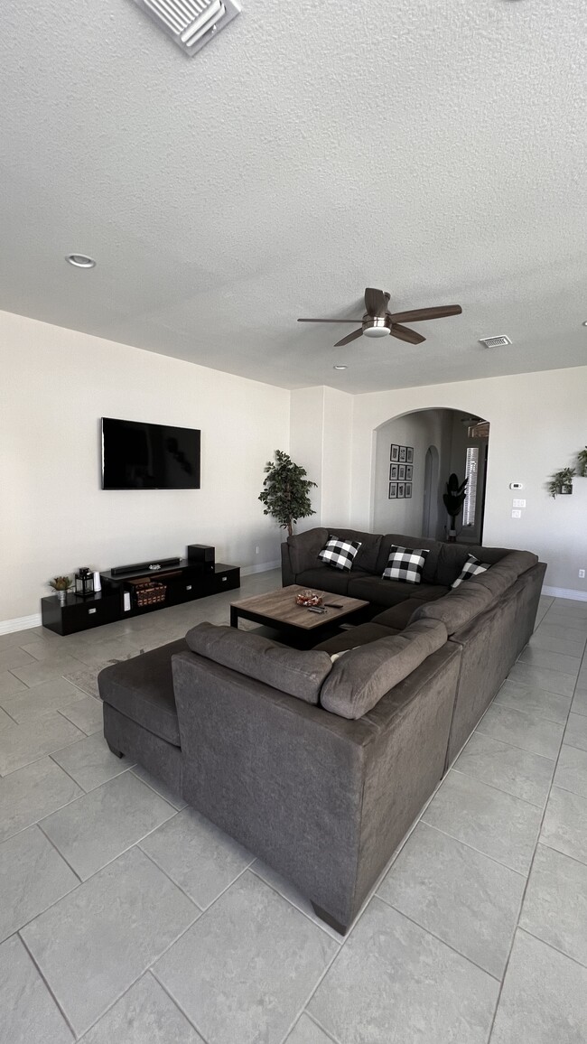 Foto del edificio - 2809 Rabbit Creek Dr