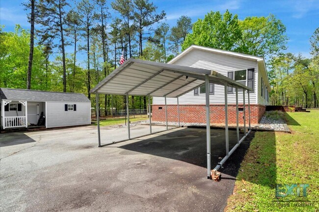 Foto del edificio - Welcome to this 3 Bedroom, 2 Bath Home in Wildwood Point!