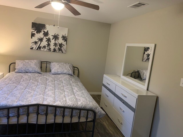 Foto del edificio - 141 Briarfield Ave