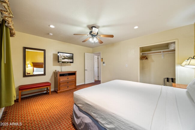 Foto del edificio - 5829 Buck Springs Rd