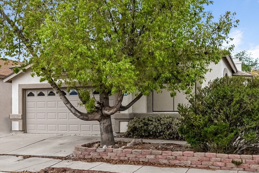 Foto principal - 7818 S Castle Bay St