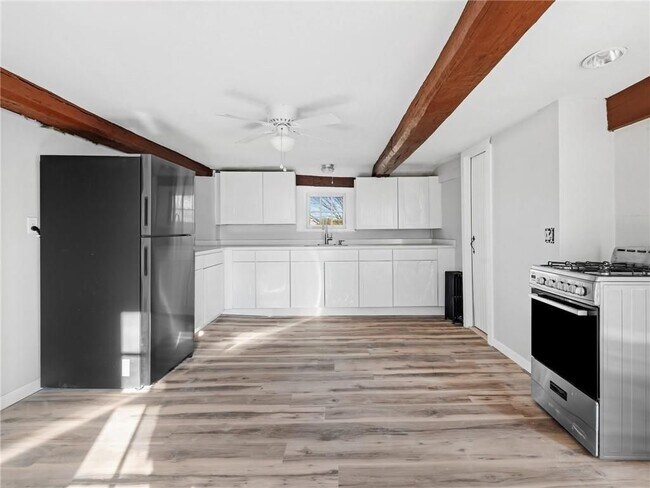 Foto del edificio - 1382 Hope St