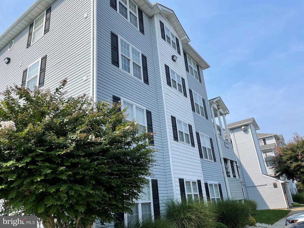 3600 Sanibel Cir Unit 4202, Rehoboth Beach, DE 19971 Room for Rent in