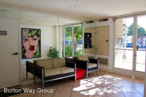 Foto del edificio - 8915 Burton Way