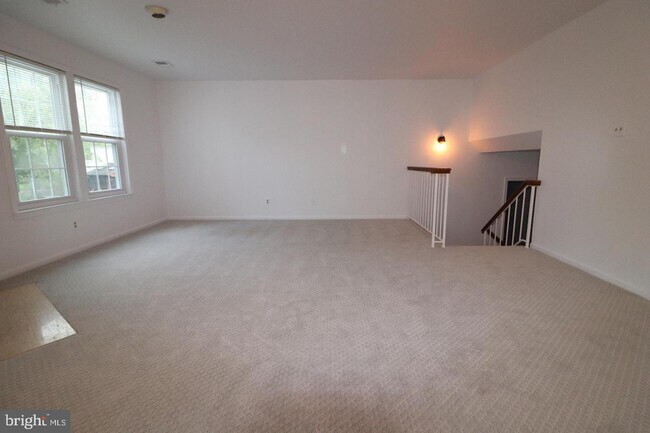 Building Photo - 12944 Grays Pointe Rd
