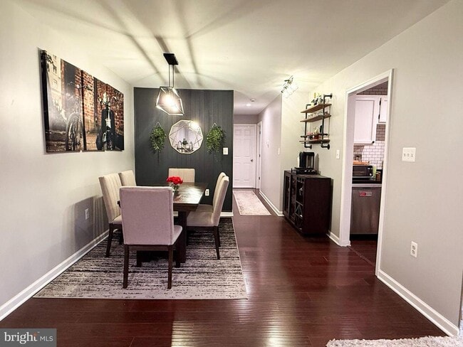 Building Photo - 5616 Bismach Dr