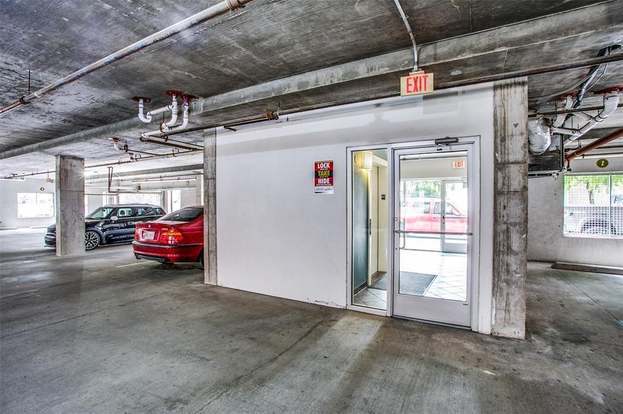 Building Photo - 3015 Bryan St