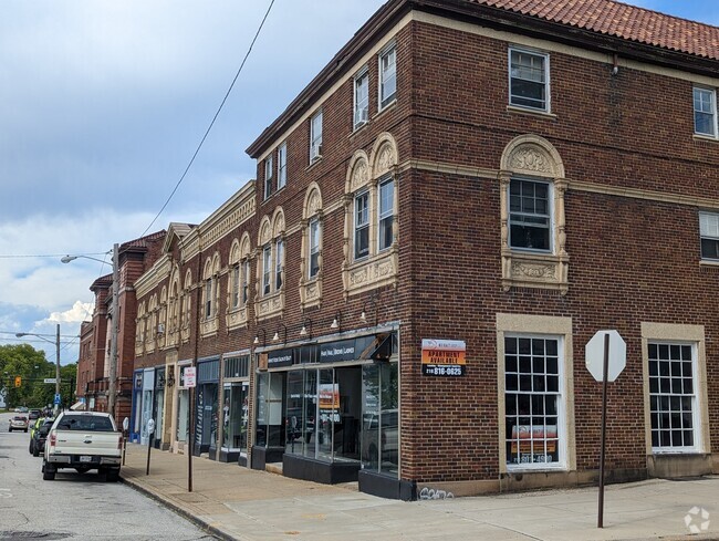 Building Photo - Masonic Towers Apartments