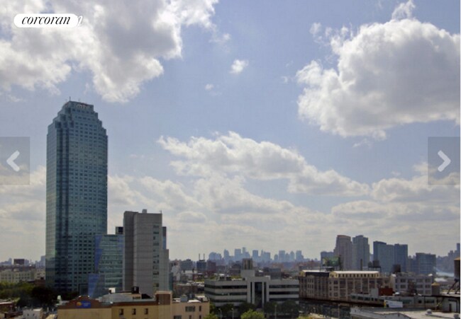 Building Photo - 24-15 Queens Plaza N