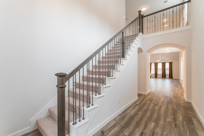 Building Photo - 7397 Mount Greylock Lp