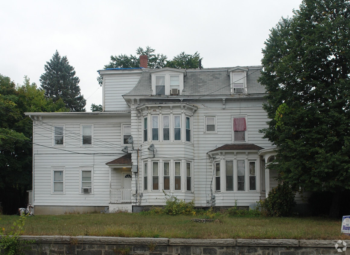 Building Photo - 168 Jackson St