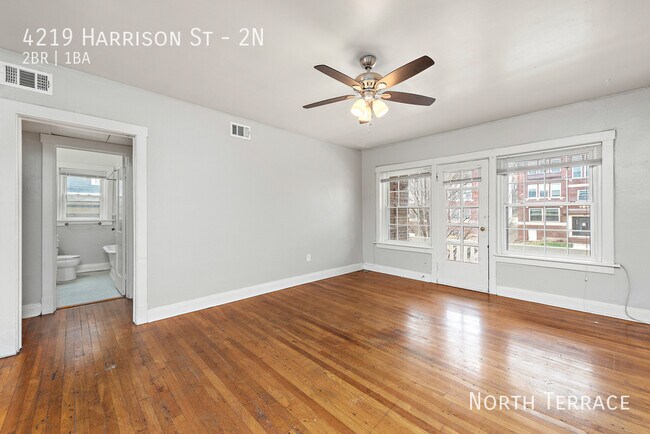 Foto del edificio - 4219 Harrison St