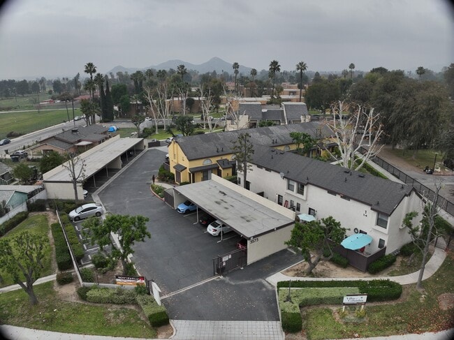 3D Exterior - Villas at Columbia