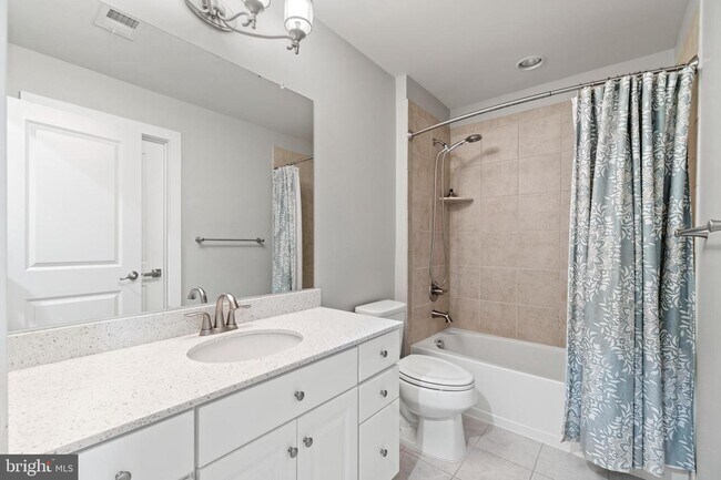 Building Photo - 13712 Senea Dr