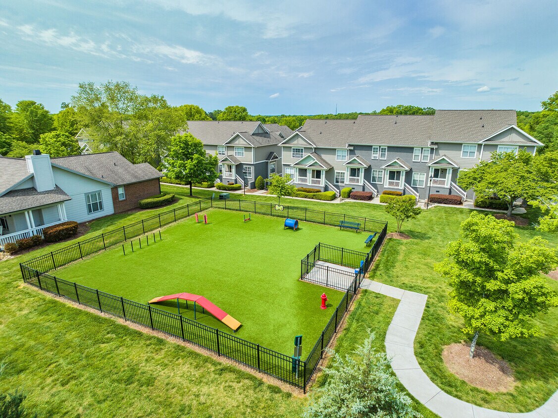 Foto principal - J 501 Estates