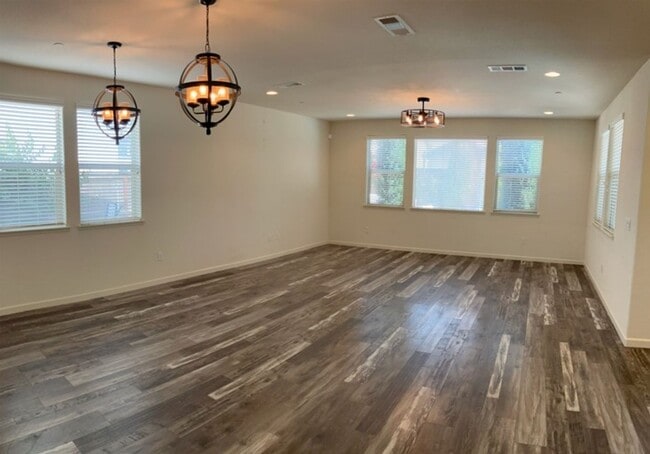Building Photo - 2253 Campolina Way