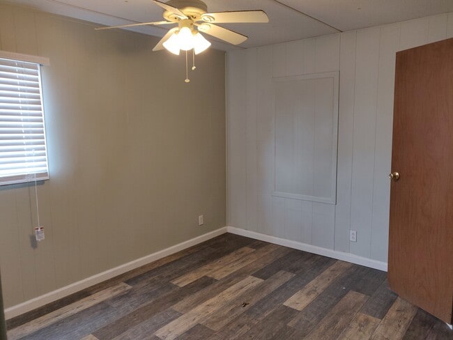 Foto del edificio - Lafayette Mobile Home For Rent by SLCC!