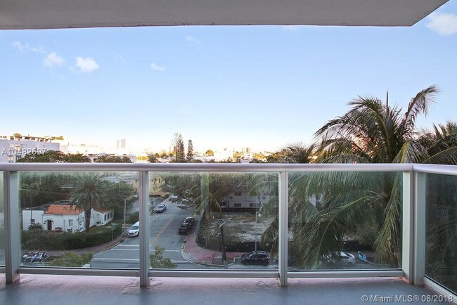 Foto del edificio - 1501 Bay Rd