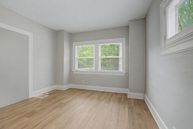 Foto del edificio - 2600 Wayne Ave