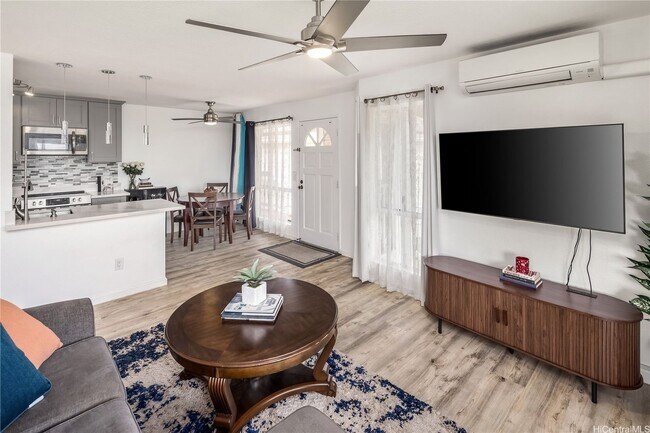 Foto del edificio - AVAILABLE NOW! 2 bed, 2 bath, 1 parking