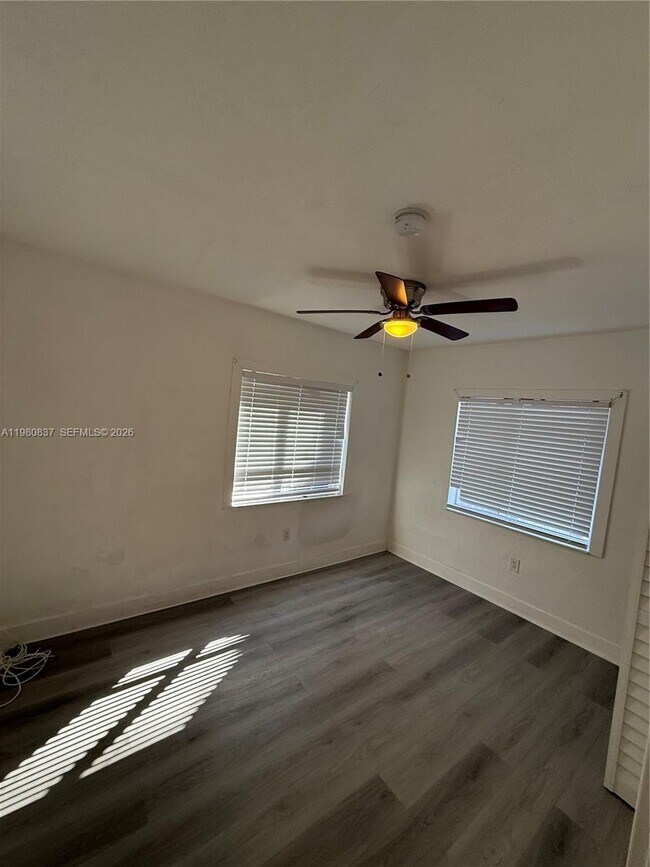 Foto del edificio - 2238 NW 5th St