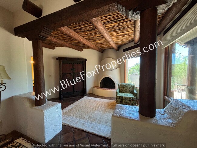 Foto del edificio - 5661 E Shadow View Ct