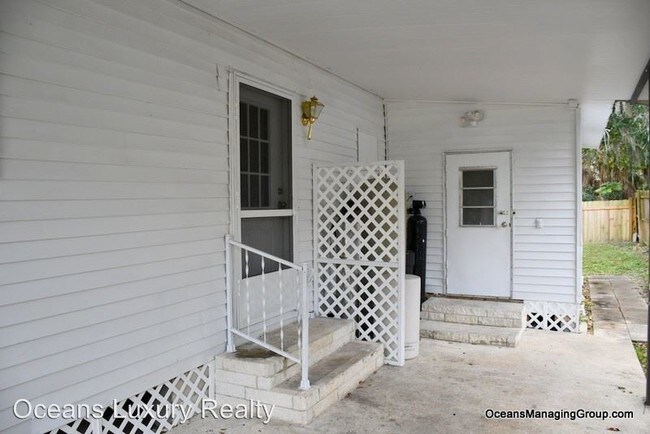 Foto del edificio - 2 br, 2 bath House - 1036 June Terrace